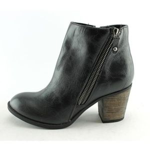 Diba Pilot Black Zipper Bootie Shoes Sz 7